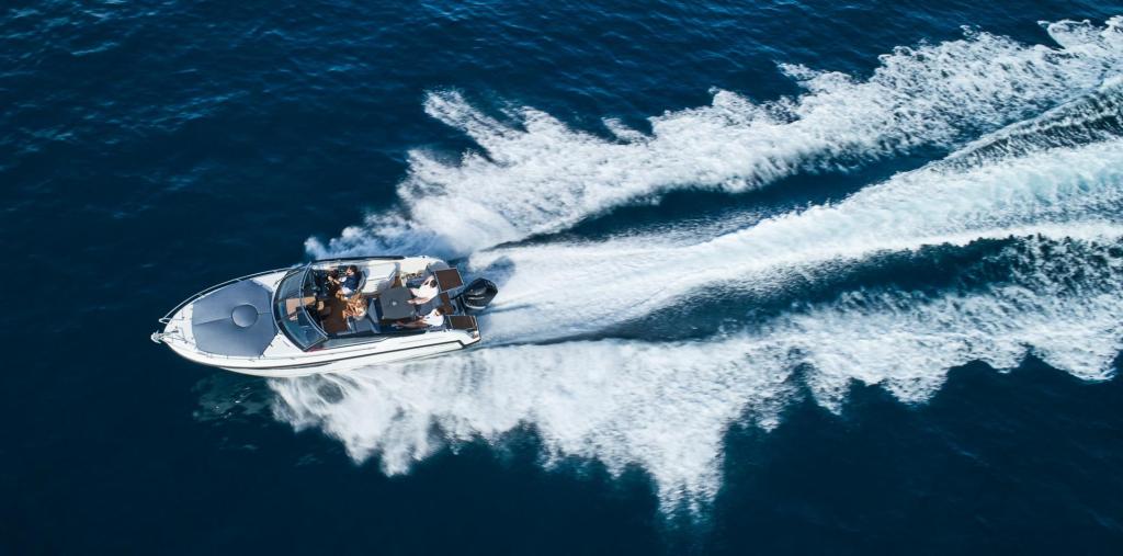Parker 800 Cruiser