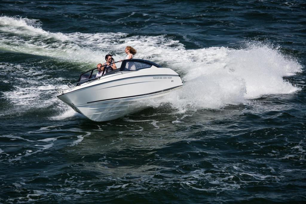 Parker 630 Bow Rider