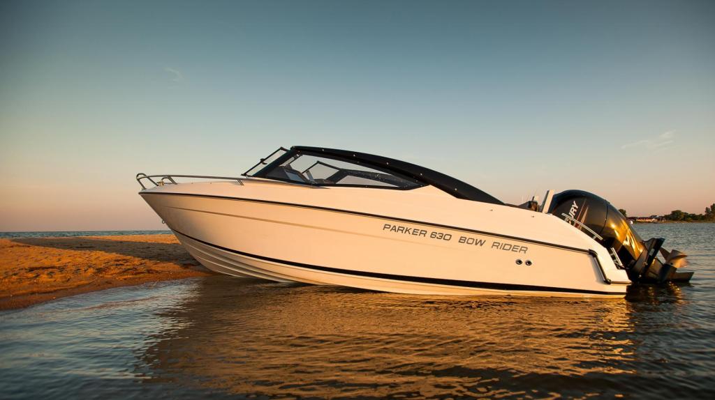 Parker 630 Bow Rider