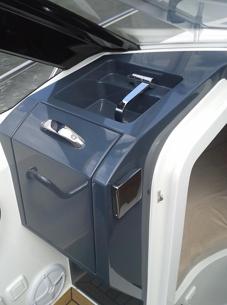 Parker 750 Day Cruiser