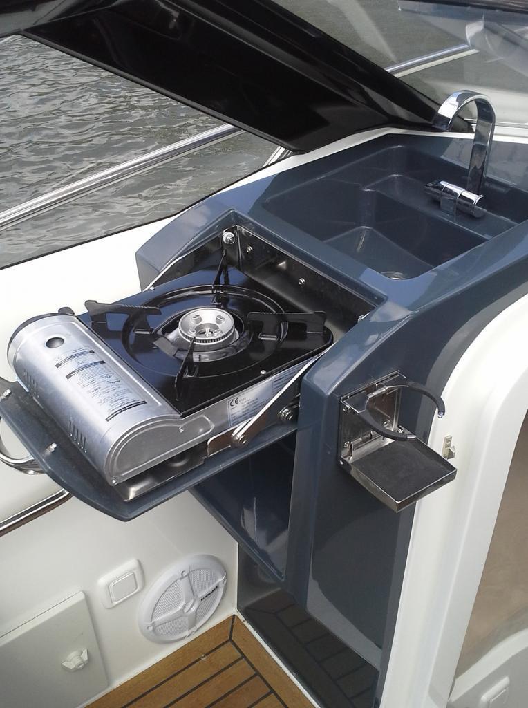 Parker 750 Day Cruiser