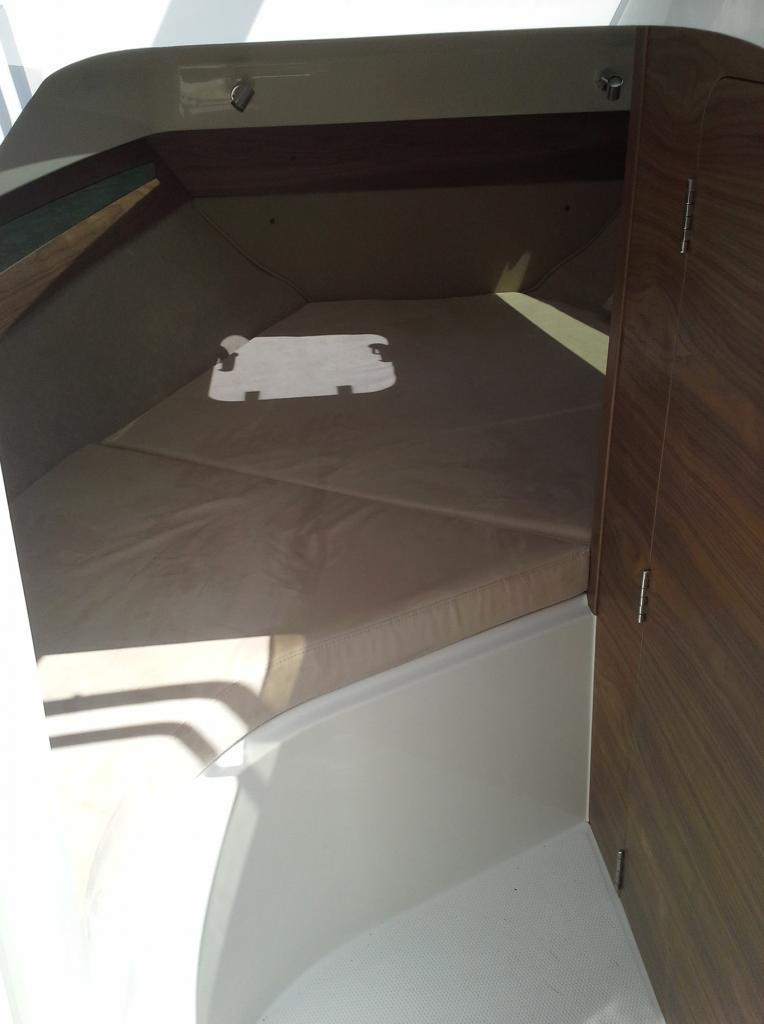 Parker 750 Day Cruiser