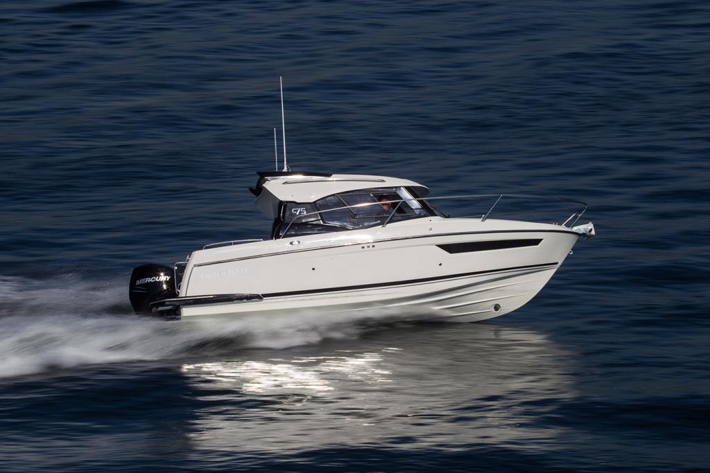 Parker 750 Cabin Cruiser
