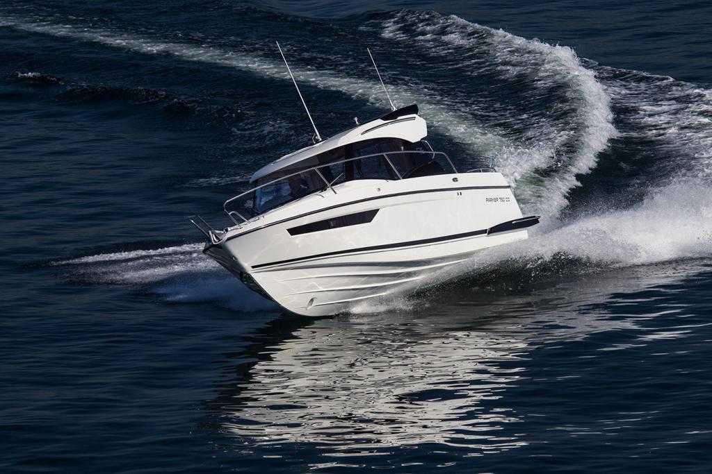 Parker 750 Cabin Cruiser