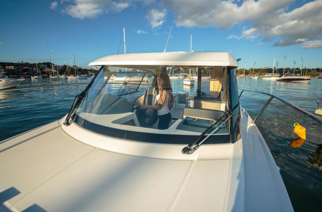 Parker 750 Cabin Cruiser