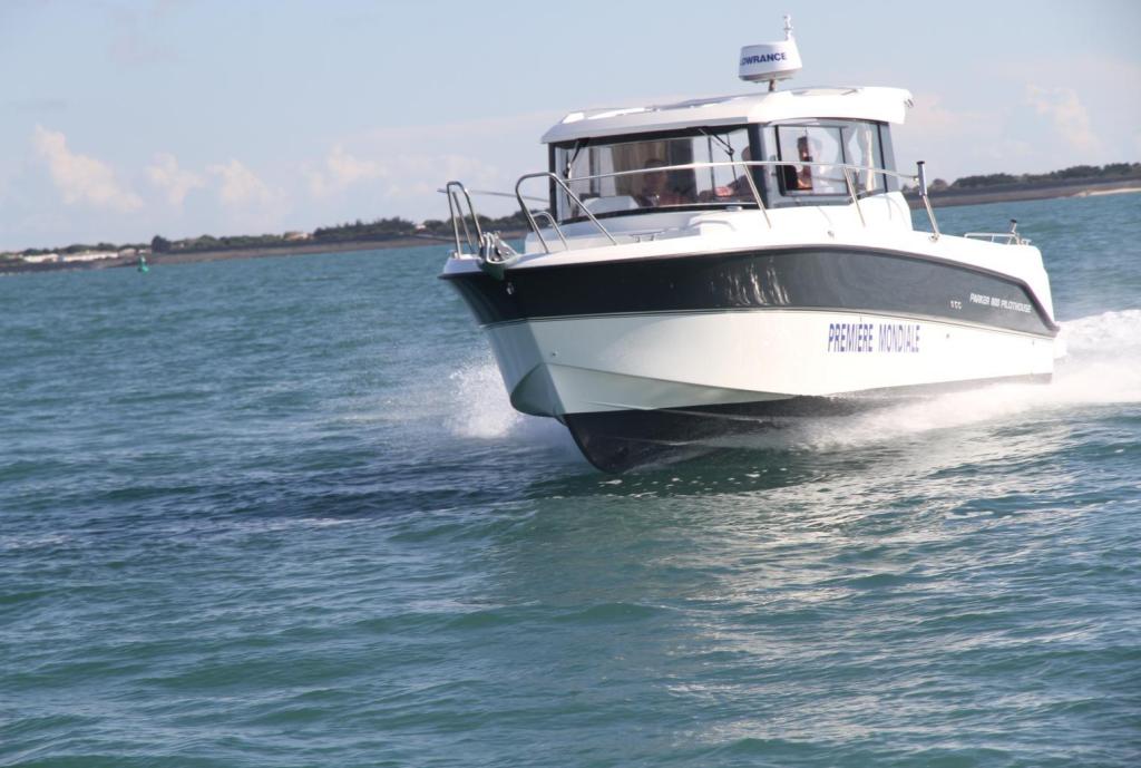 Parker 800 Pilothouse