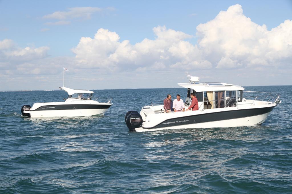 Parker 800 Pilothouse
