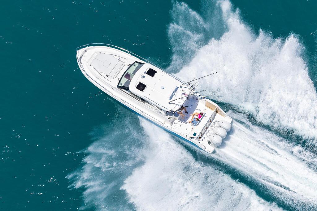 Pursuit Offshore OS 445