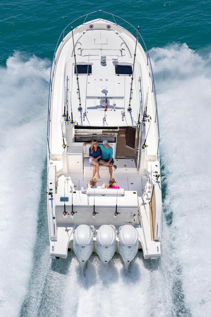 Pursuit Offshore OS 445