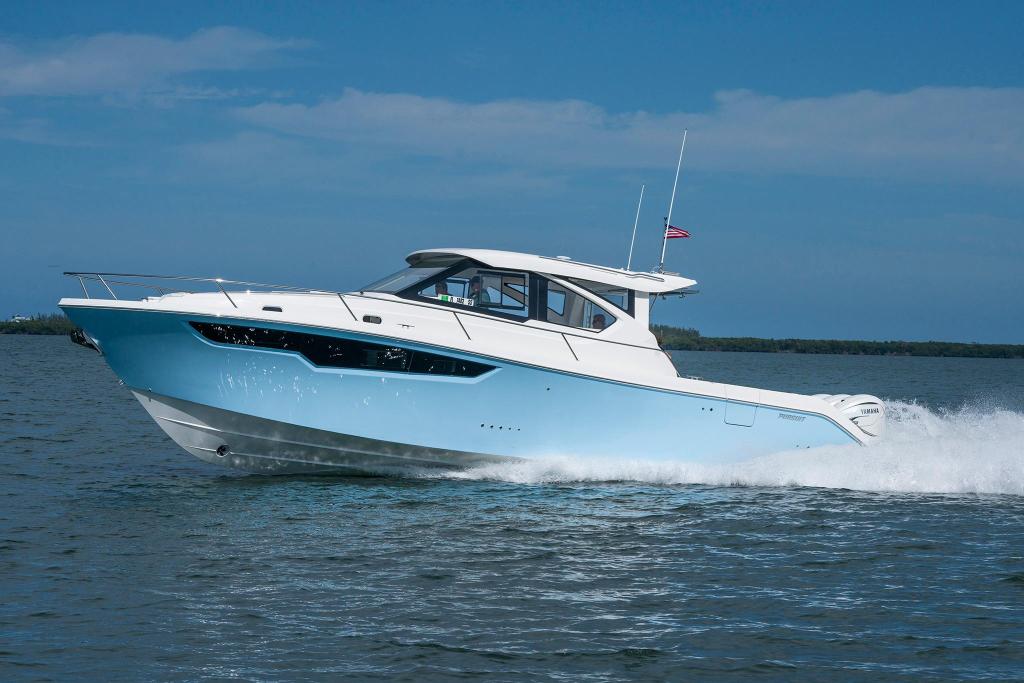 Pursuit Offshore OS 445