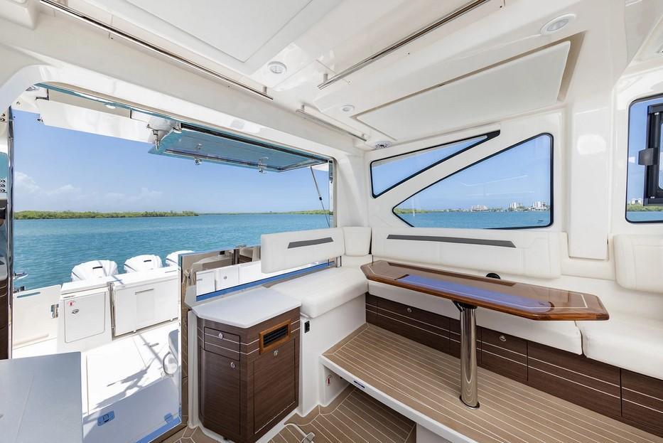 Pursuit Offshore OS 445