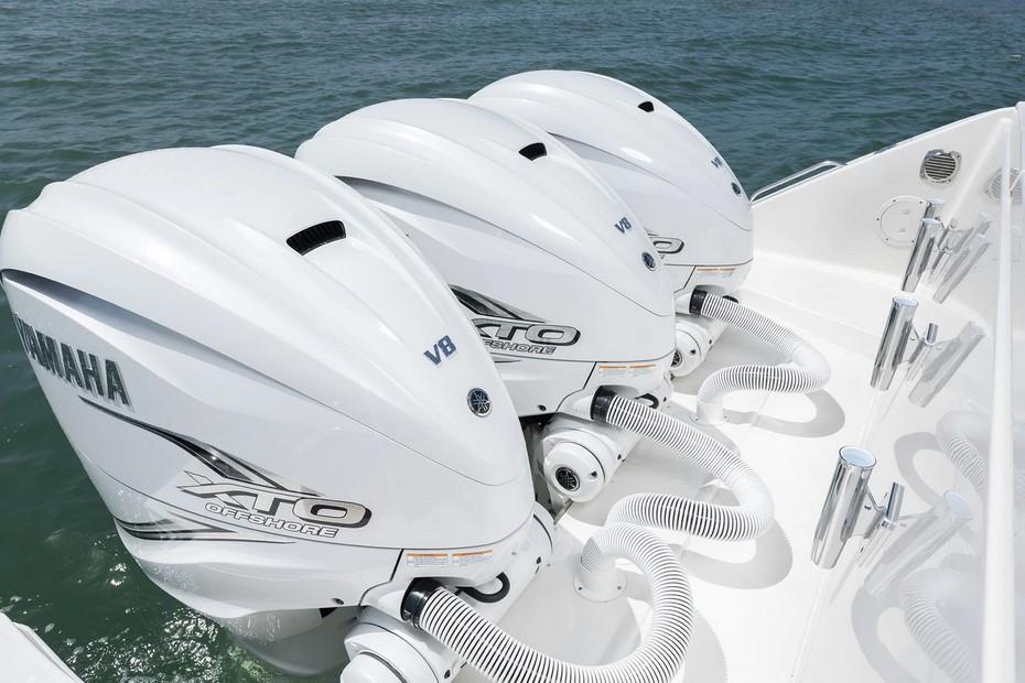 Pursuit Offshore OS 445