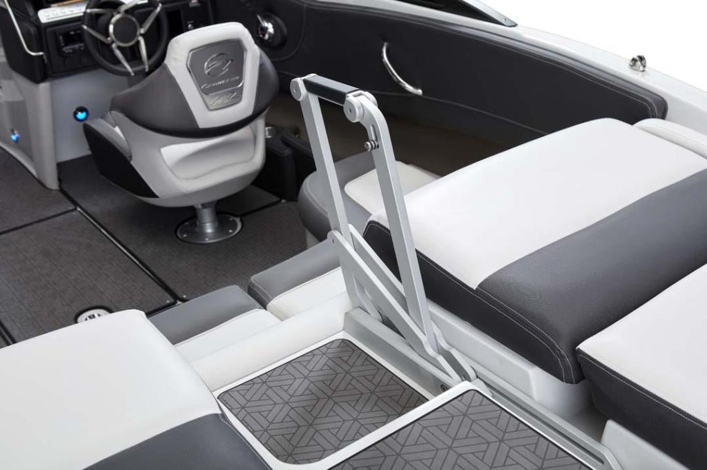 Crownline 220 SS LPX