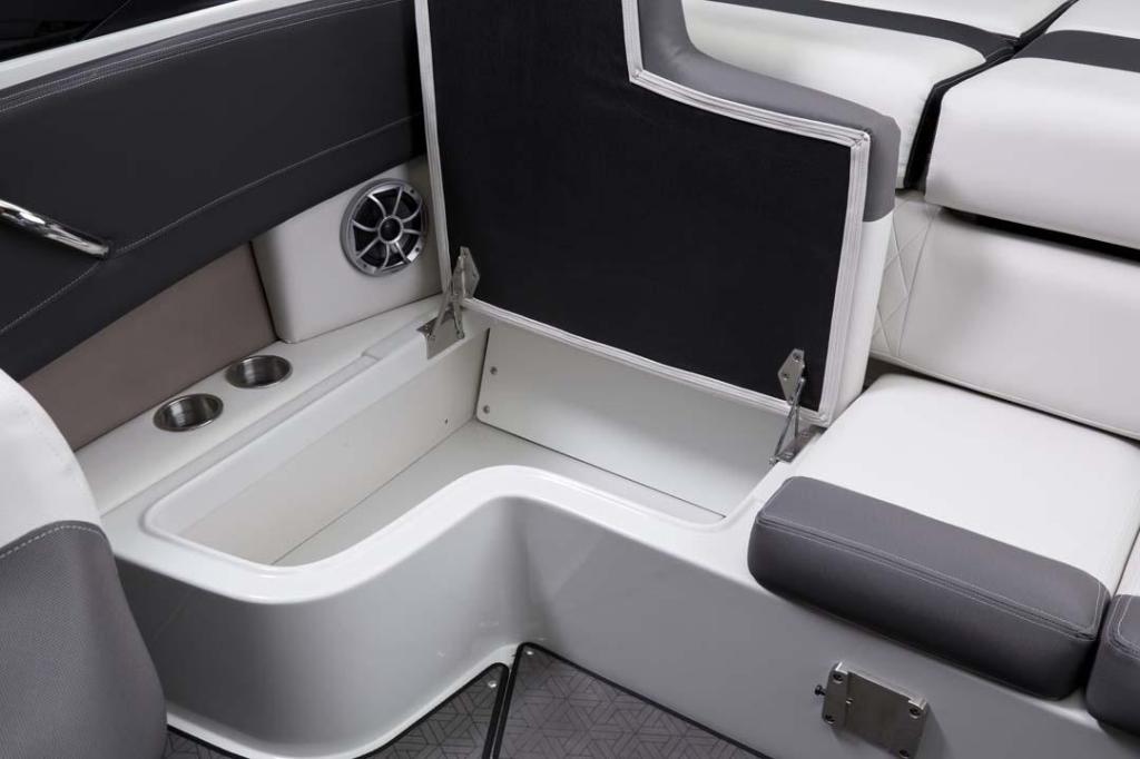 Crownline 220 SS LPX
