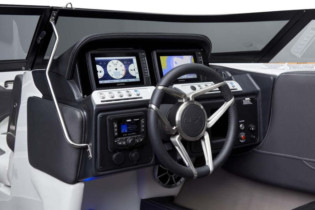 Crownline 220 SS LPX