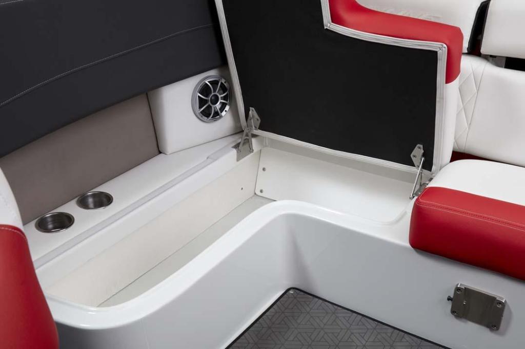 Crownline 240 SS LPX