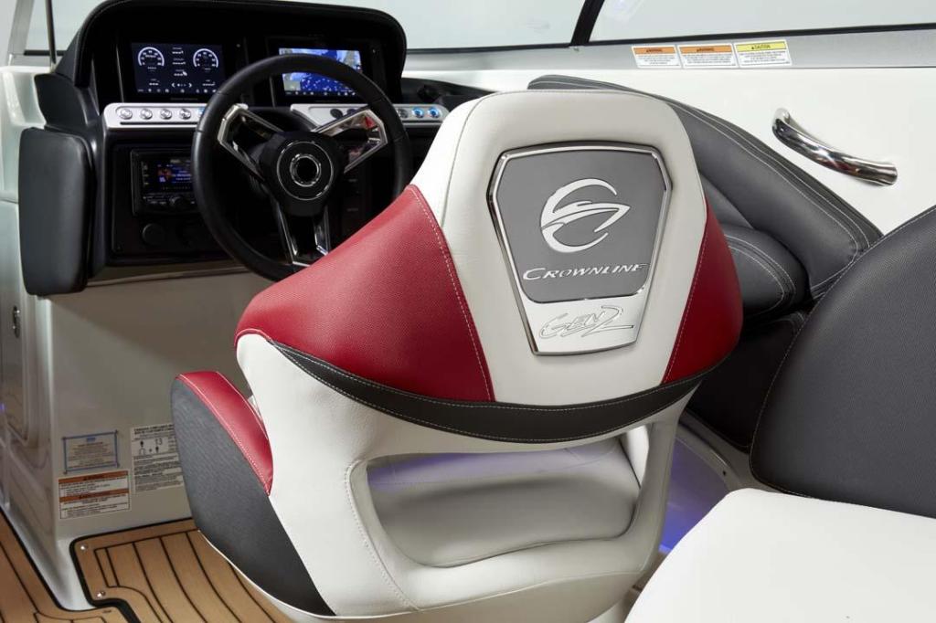 Crownline 280 SS Surf