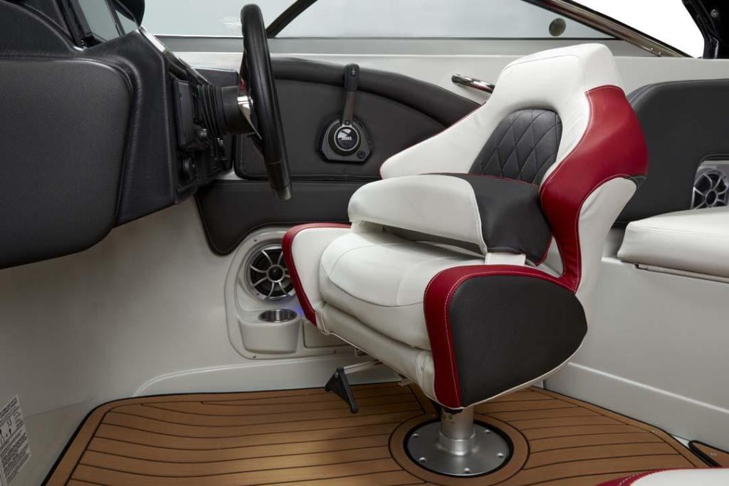 Crownline 280 SS Surf