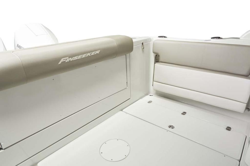 Crownline Finseeker 260 DC