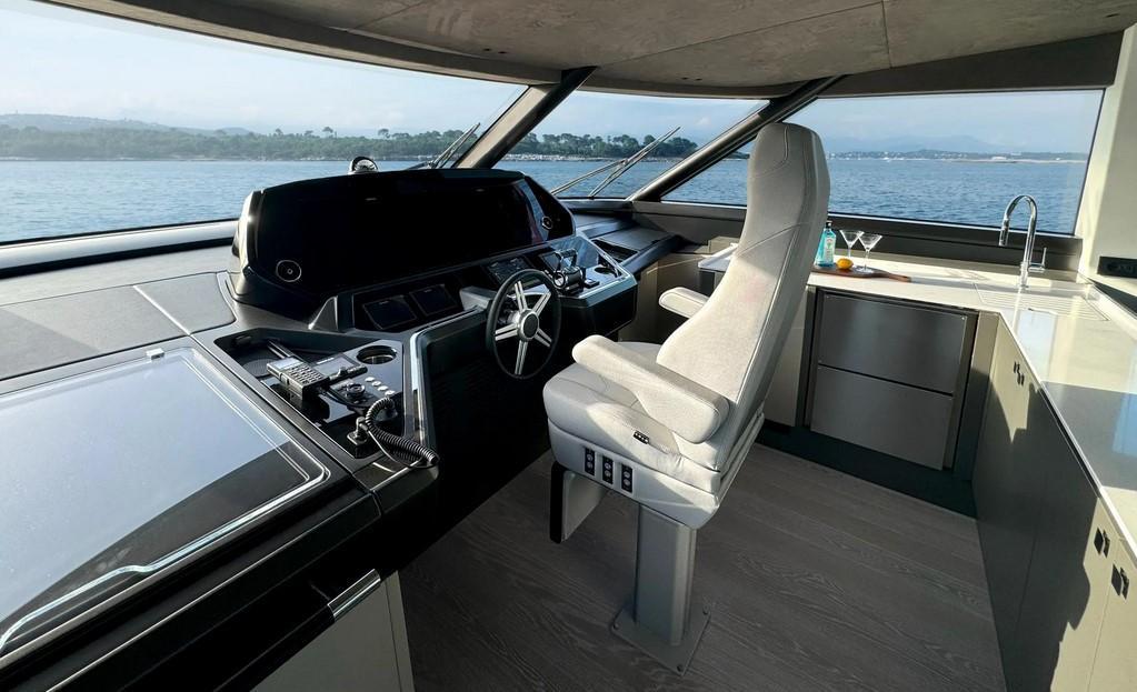 Sunseeker Ocean 182