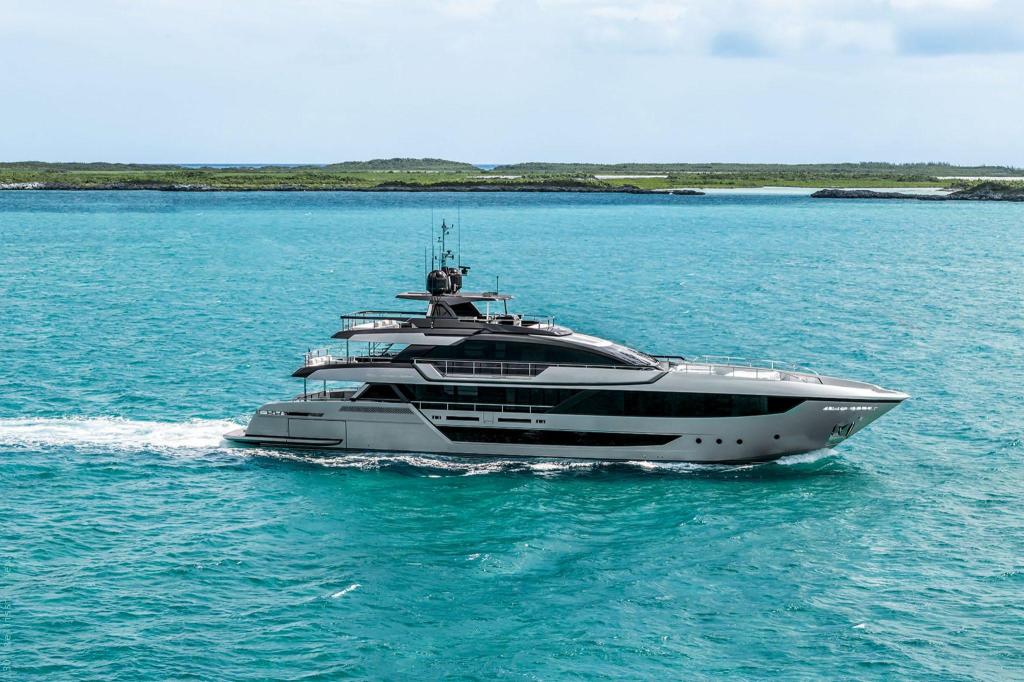 Riva 130 Bellissima