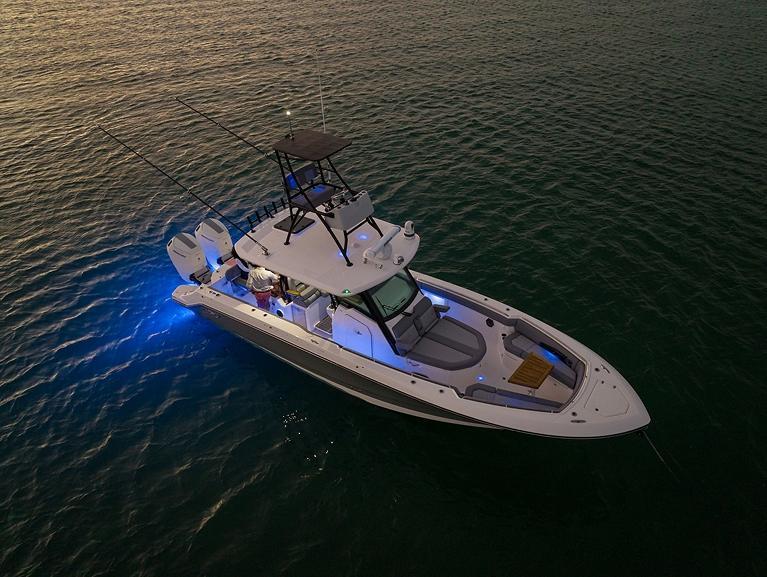 Boston Whaler 360 Outrage