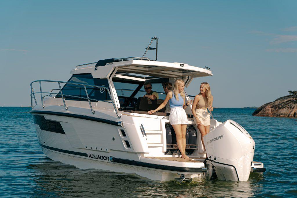 Aquador 250 Hard Top