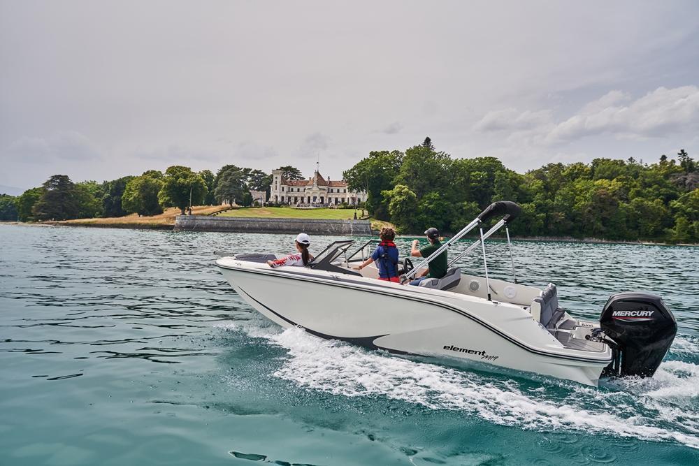 Bayliner Element M19