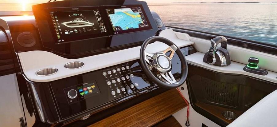 Sea Ray Sport Cruiser 370 Sundancer