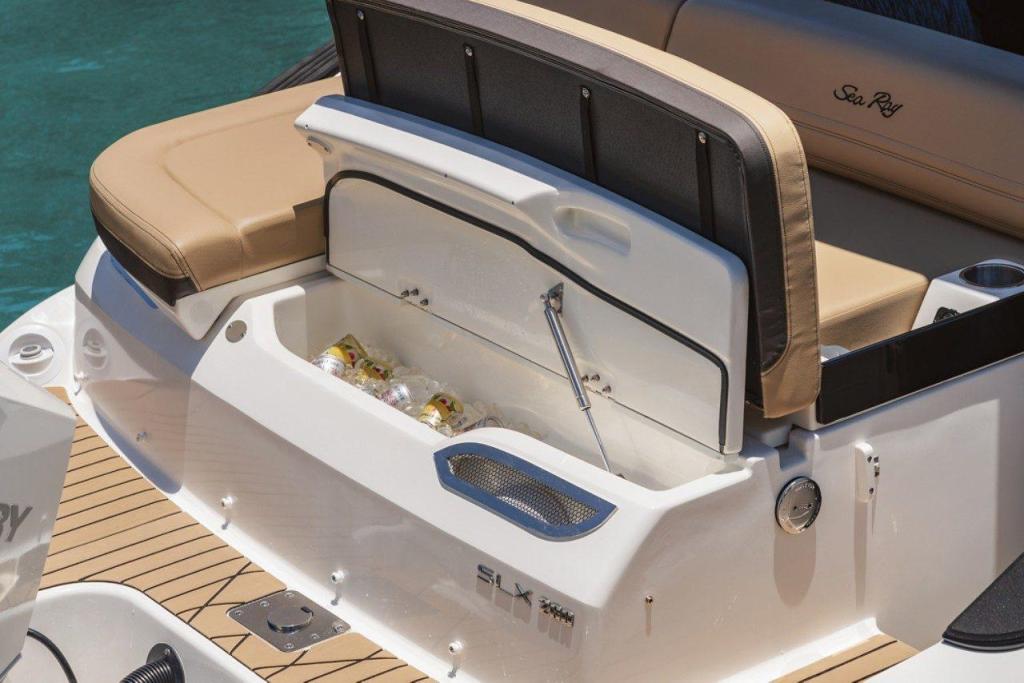 Sea Ray Sport Boat 260 SLX