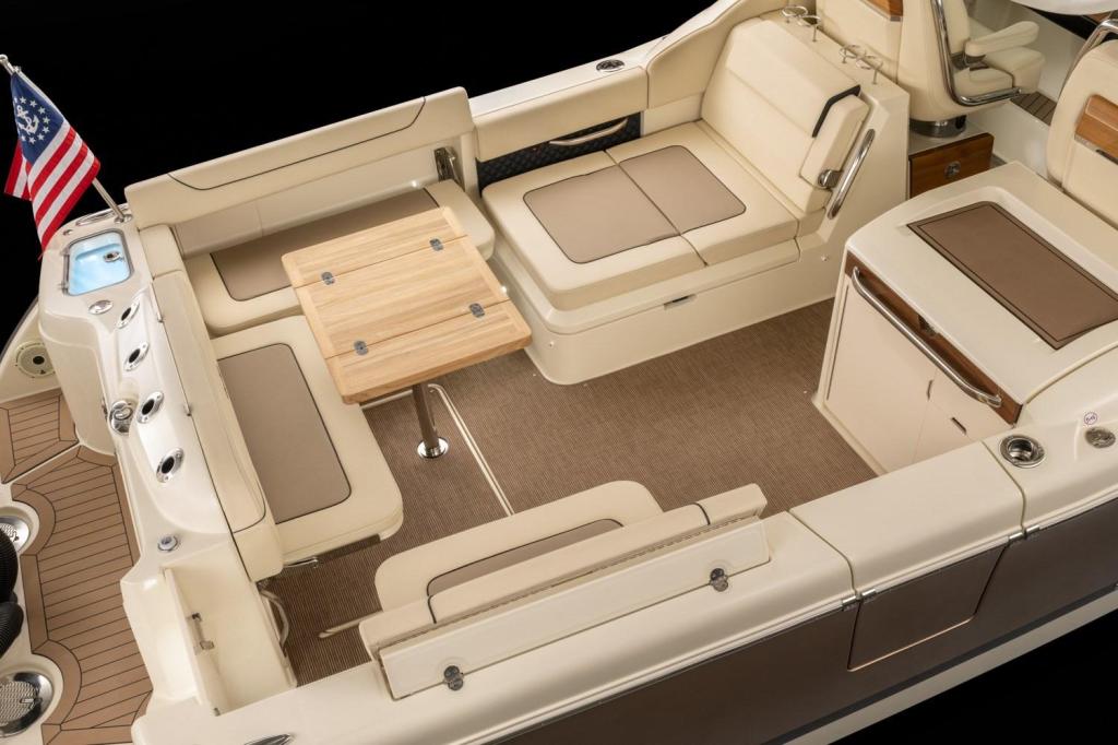 Chris Craft Calypso 32