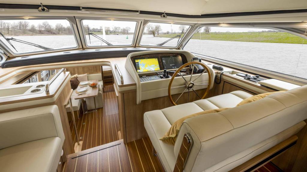 Linssen Grand Sturdy 550 AC Variotop