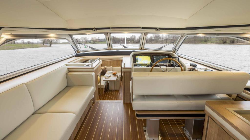 Linssen Grand Sturdy 550 AC Variotop