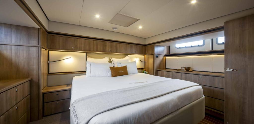 Linssen Grand Sturdy 550 AC Variotop