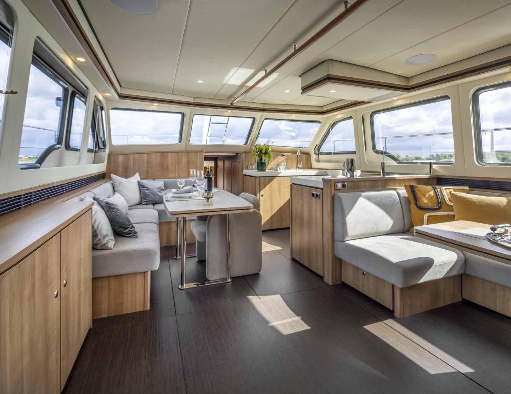 Linssen 55 SL AC Variotop