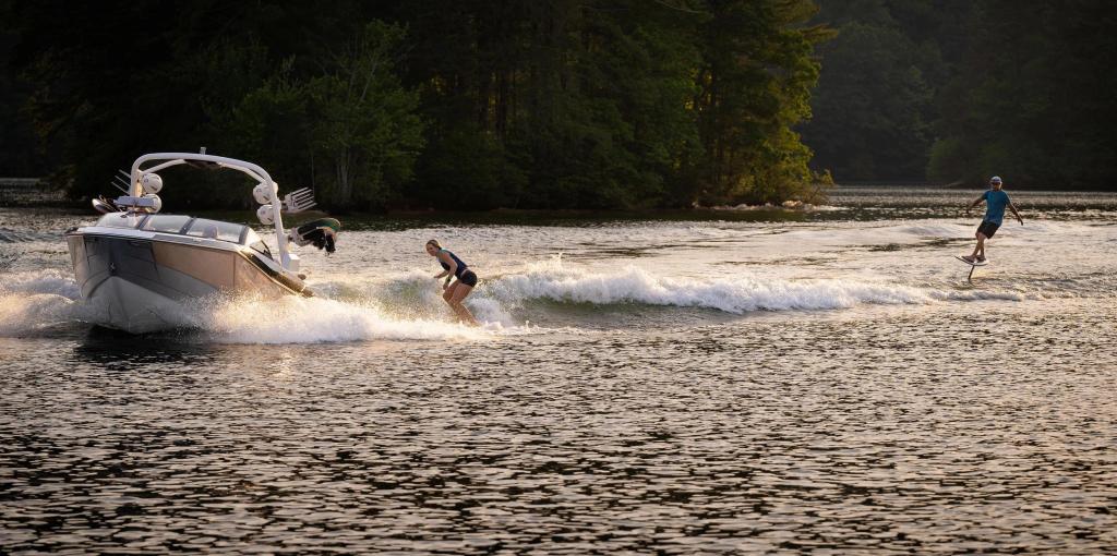 Malibu Wakesetter 26 LSV