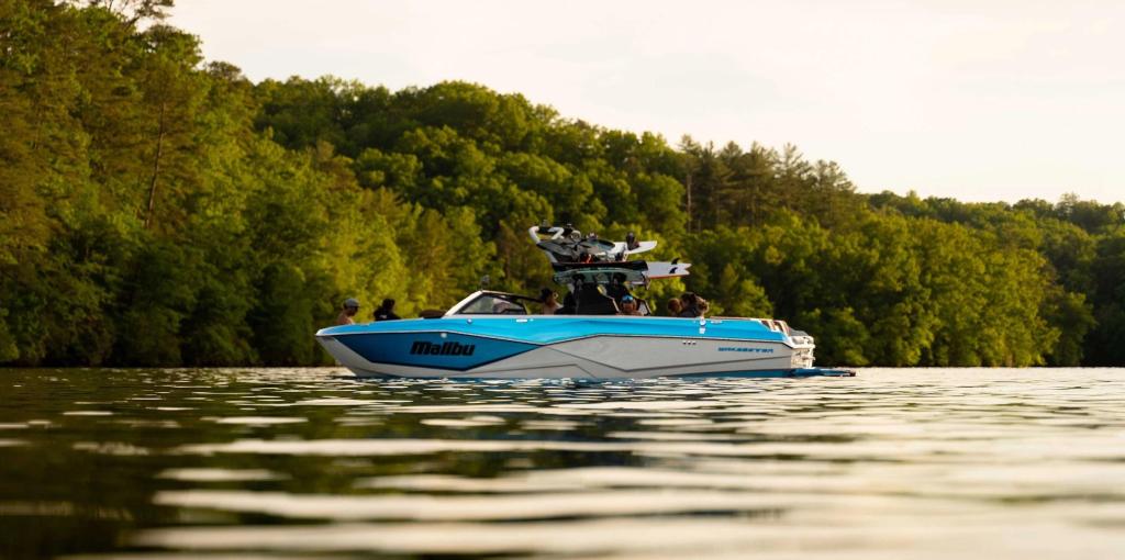 Malibu Wakesetter 25 LSV