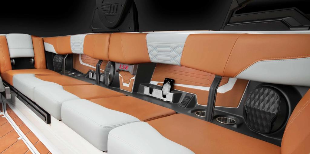 Malibu Wakesetter 25 LSV