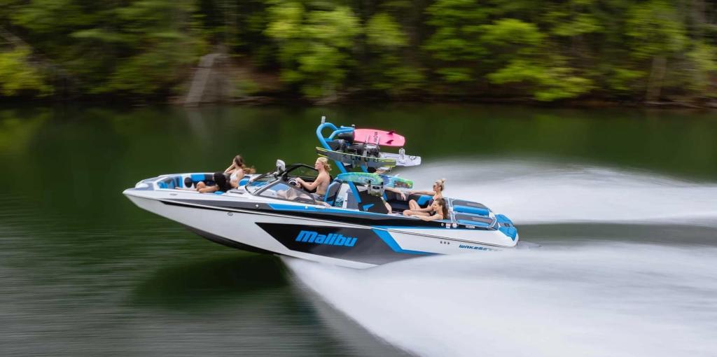 Malibu Wakesetter 24 MXZ