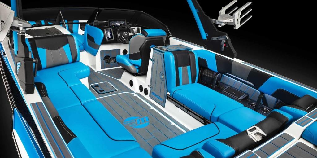 Malibu Wakesetter 24 MXZ