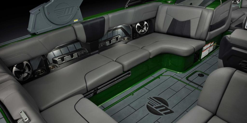 Malibu Wakesetter 23 MXZ