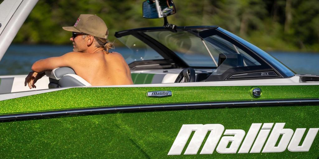 Malibu Wakesetter 21 LX