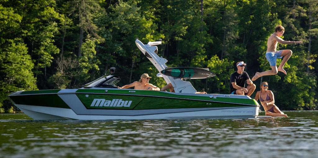 Malibu Wakesetter 21 LX