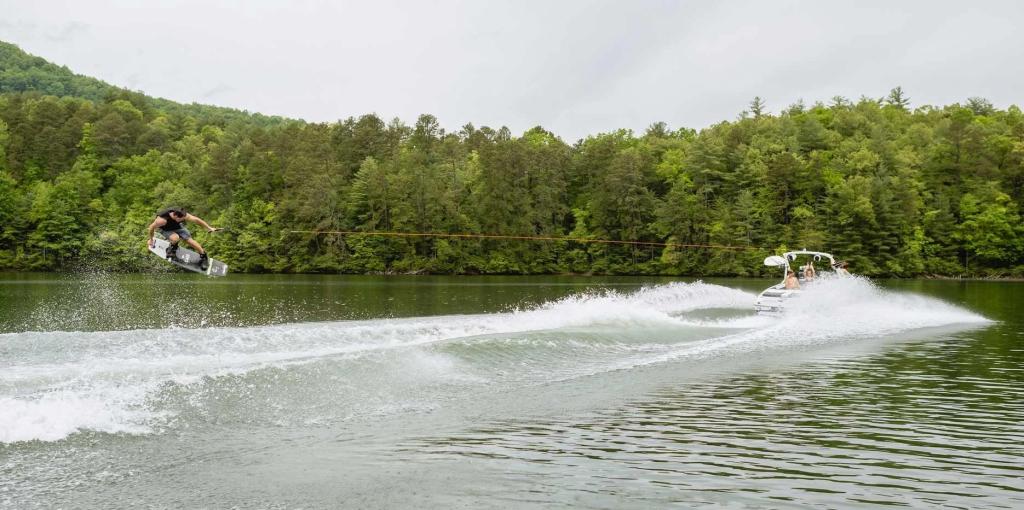 Malibu Wakesetter 20 VTX