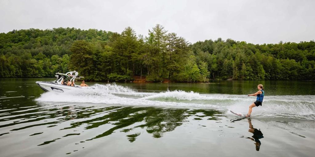 Malibu Wakesetter 20 VTX