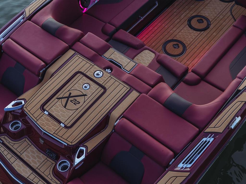 MasterCraft X22