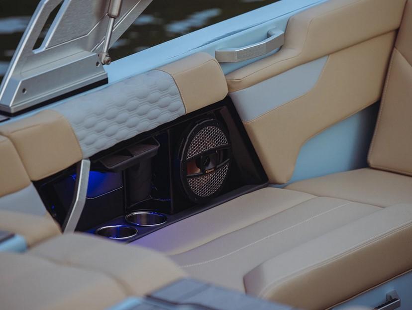 MasterCraft XT20