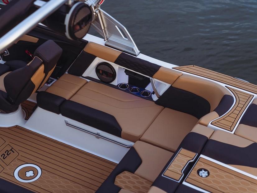 MasterCraft XT22 T