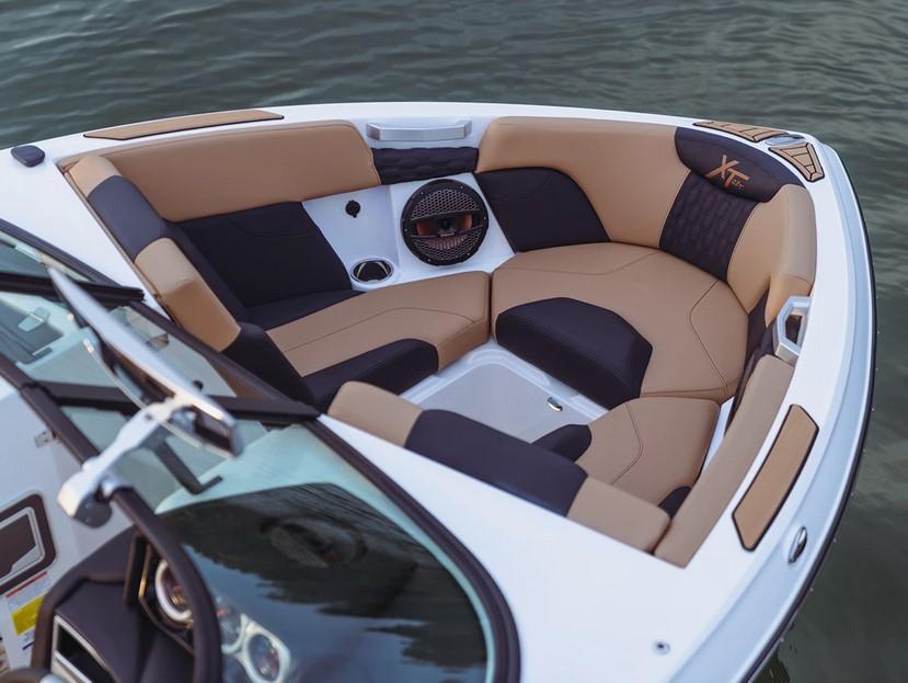 MasterCraft XT22 T