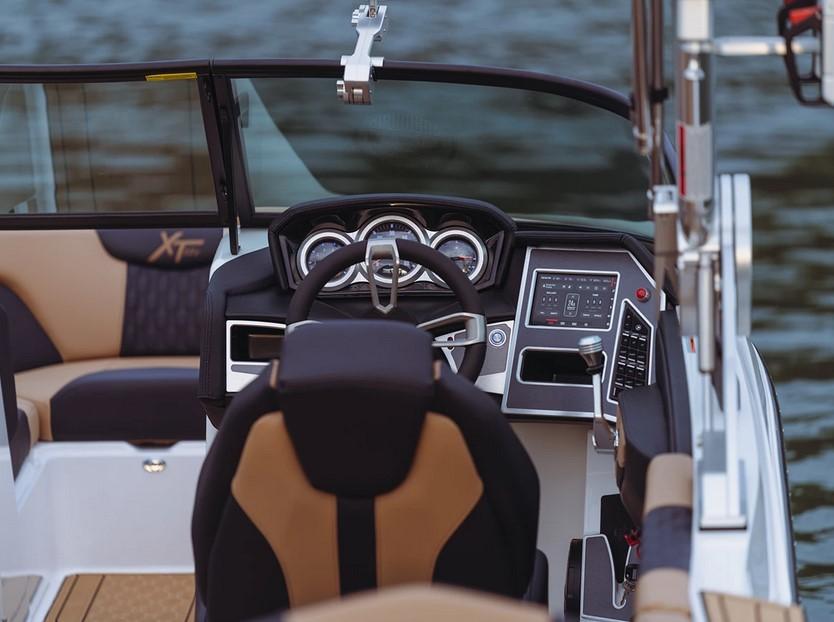 MasterCraft XT22 T